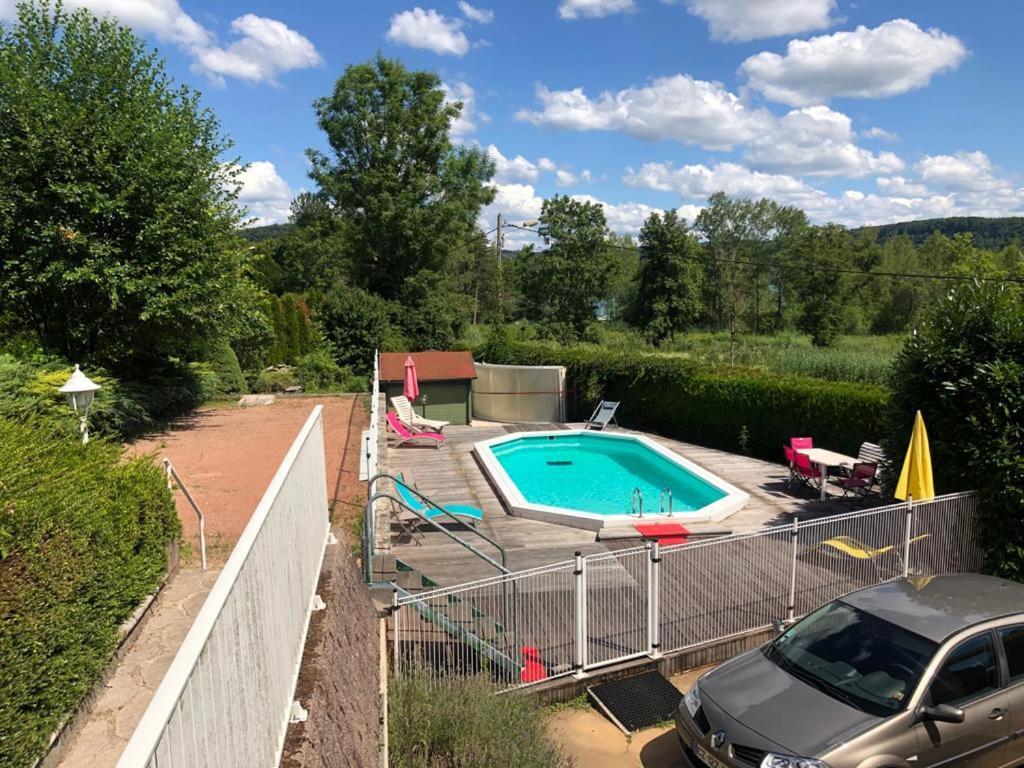 Maison/Gite Familial Dans Le Jura A 200M Du Lac Avec Piscine Privee Marigny  Buitenkant foto