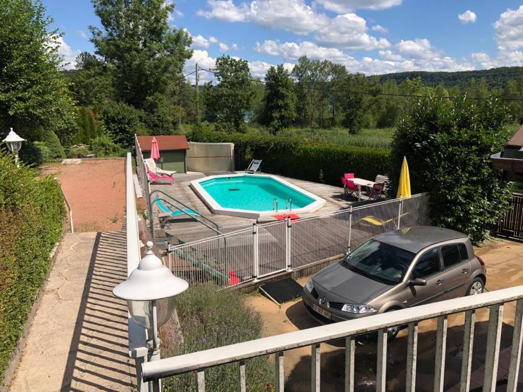 Maison/Gite Familial Dans Le Jura A 200M Du Lac Avec Piscine Privee Marigny  Buitenkant foto